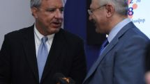 Вардан Осканян так и не ответил на вопрос, будет ли ППА оппозицией или нет