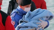 Hundreds of migrants feared drowned off Libya