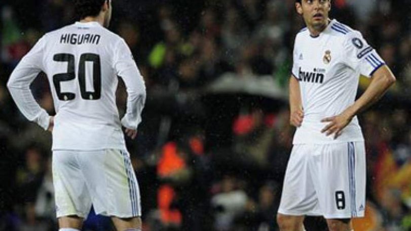 Real Madrid tell PSG they can only sign Higuain, Kaka as package
