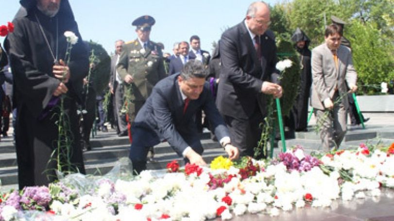 Tigran Sargsyan: Coalition issue still being discussed