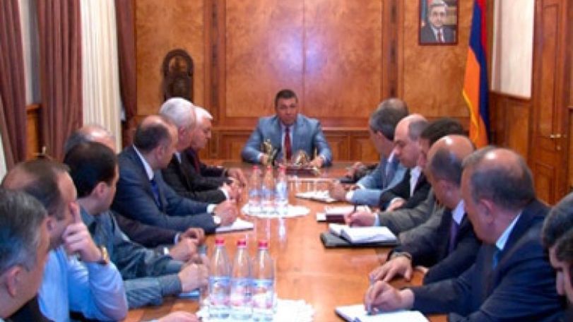 Հրապարակում տեղի ունեցածի առթիվ ոստիկանությունում օպերատիվ խորհրդակցություն է անցկացվել
