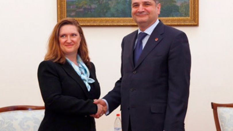 PM Tigran Sargsyan receives Microsoft General Manager Veronika Prikrylova 