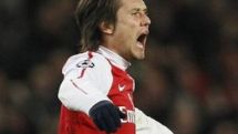 Tomas Rosicky signs new contract with Arsenal