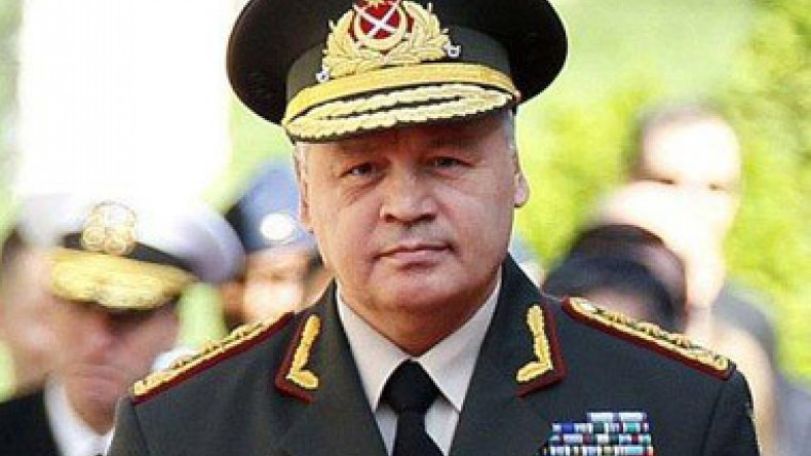 Azerbaijan’s Defense Minister to arrive in Iran