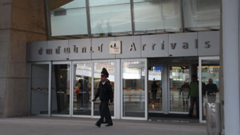 ГУГА не будет вмешиваться в спор между авиакомпанией «Армавиа» и аэропортом «Звартноц»