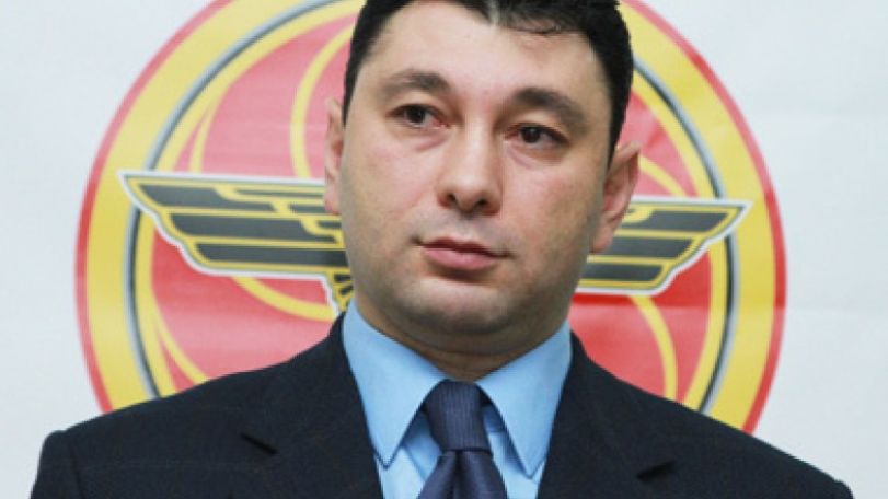 Алиев, занятый тогда продвижением своего бизнеса в Стамбуле, вряд ли знает правду. Ответ Э. Шармазанова президенту Азербайджана 