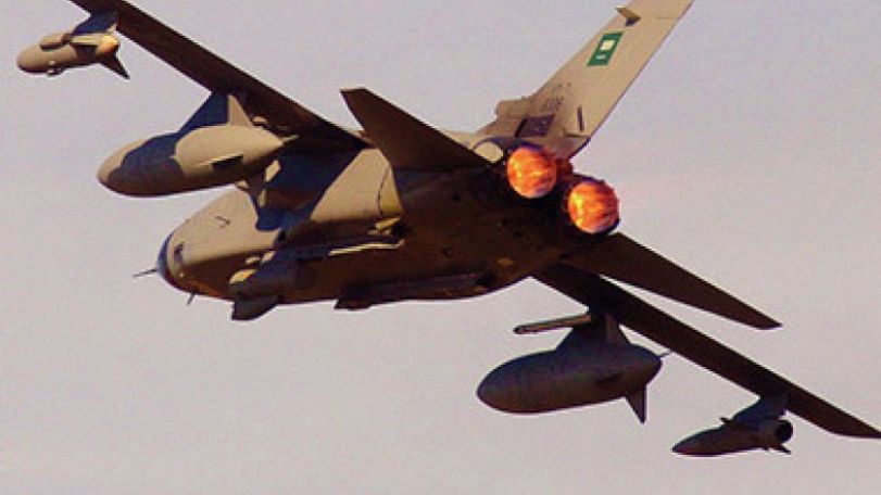 Arab coalition pounding Houthi-held ports, airfield in Yemen