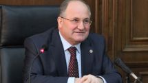 Спикер парламента Армении принял решение касательно нарушивших регламент депутатов 