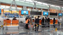 Zvartnots Airport resumes flights
