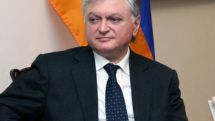 Служебный автомобиль главы МИД Армении передан в дар