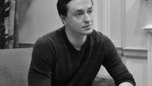 Сергей Безруков подорвался на мине 