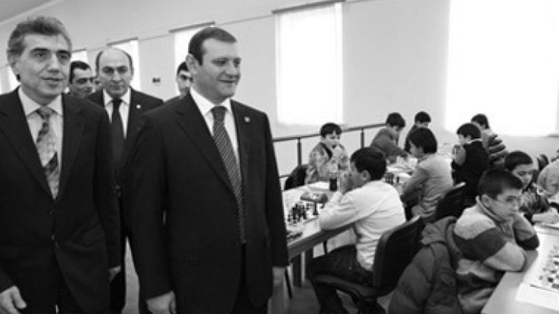 Երևանի քաղաքապետը հետեւել է Անդրանիկ Մարգարյանի անվան հուշամրցաշարի հերթական փուլին