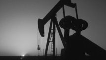 Iraqi oil smuggled to Azerbaijan and Afghanistan - deputy prime minister