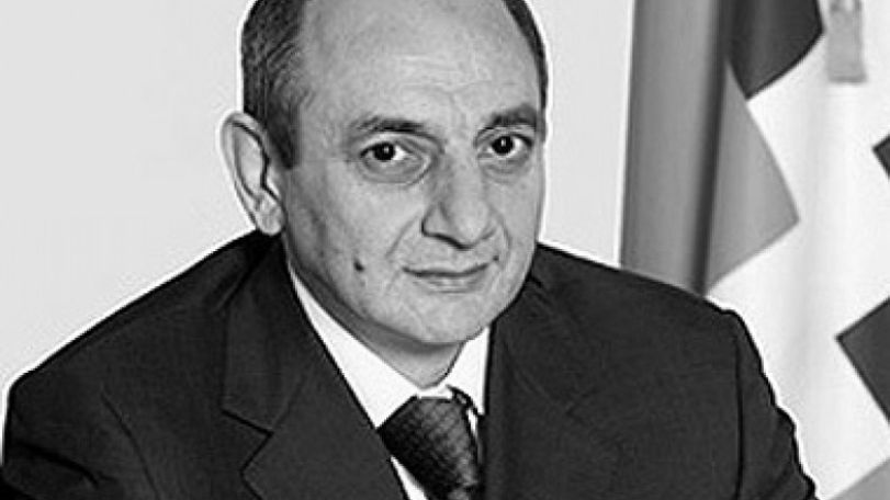 Bako Sahakyan conducts consultation on housing policy issues 