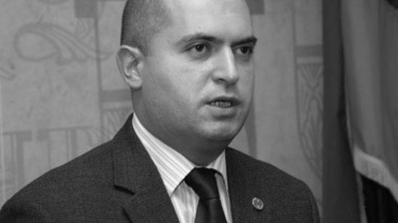 Министр образования А. Ашотян заявил о борьбе с коррупцией и заручился поддержкой СЕ 