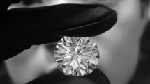 Diamond cutting sector down 6.5 percent 