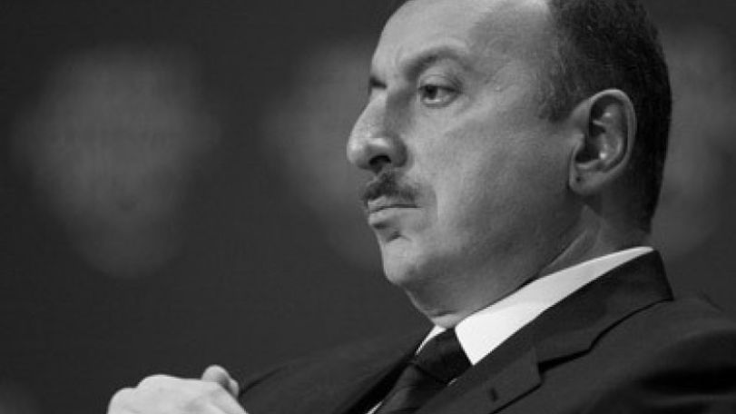 Алиев создает законодательные гарантии на будущее