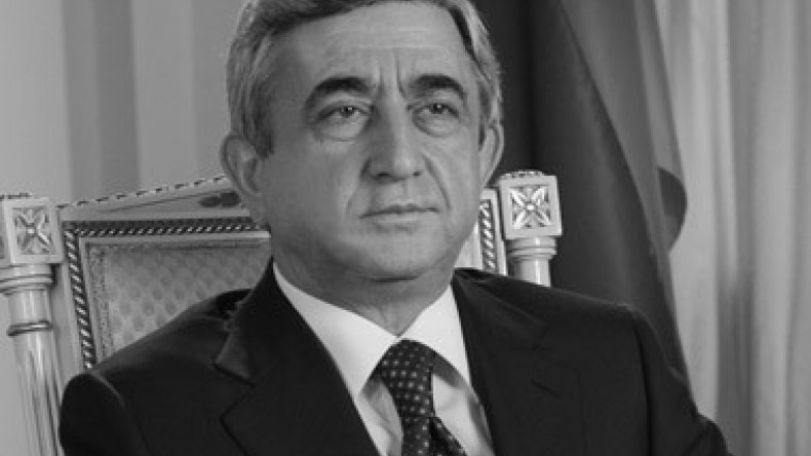 Դպրոցն ընտանիքի շարունակությունն է. Երկրի ղեկավարը շնորհավորել է ուսուցիչներին