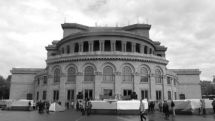 Действия АНК на площади Свободы противоречат закону об охране памятников? Поясняет представитель министерства культуры