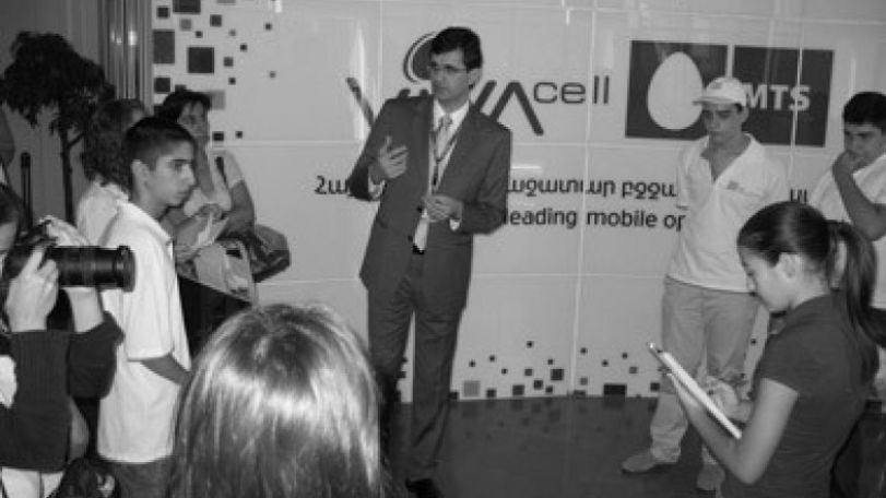 Յիրիկյան. Միշտ հիշեք, որ ցանկացած բիզնես իր հաջողության համար առաջին հերթին պարտական է հասարակությանը
