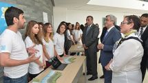 President Sargsyan confesses he is happy to see achievements of new generation of Armenia