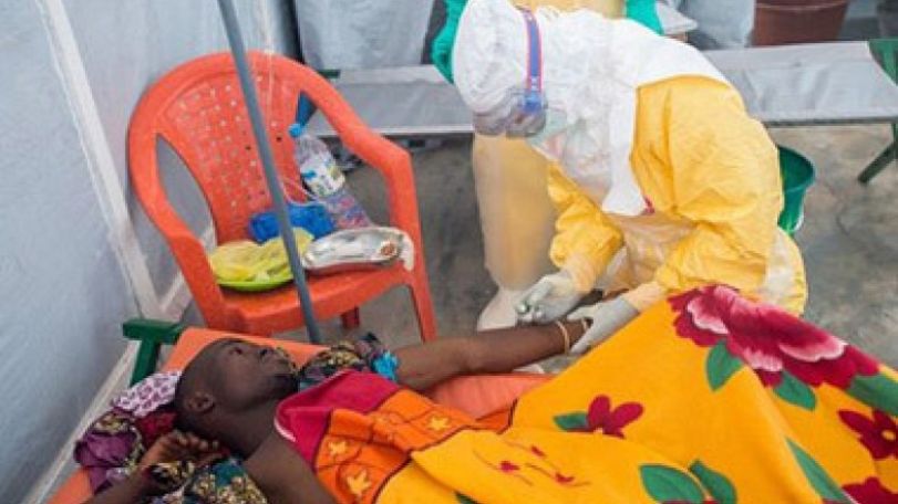 Ebola: Early calls for help 'ignored' says MSF  