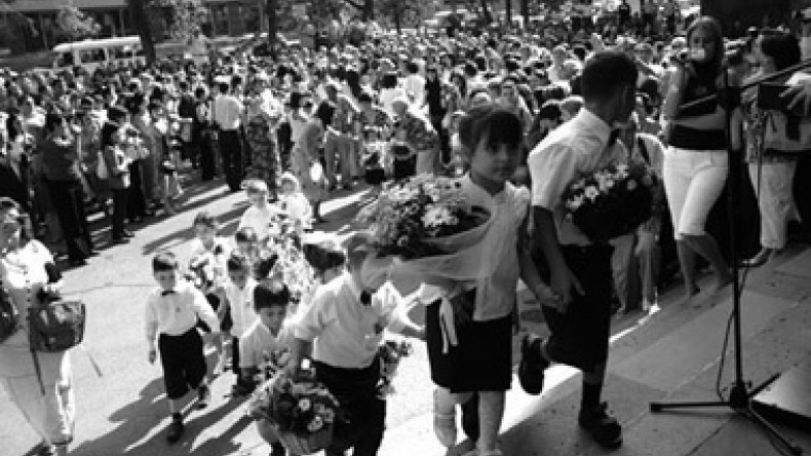 Preliminary calculations suggest around 37,000 first graders to go to school this year in Armenia