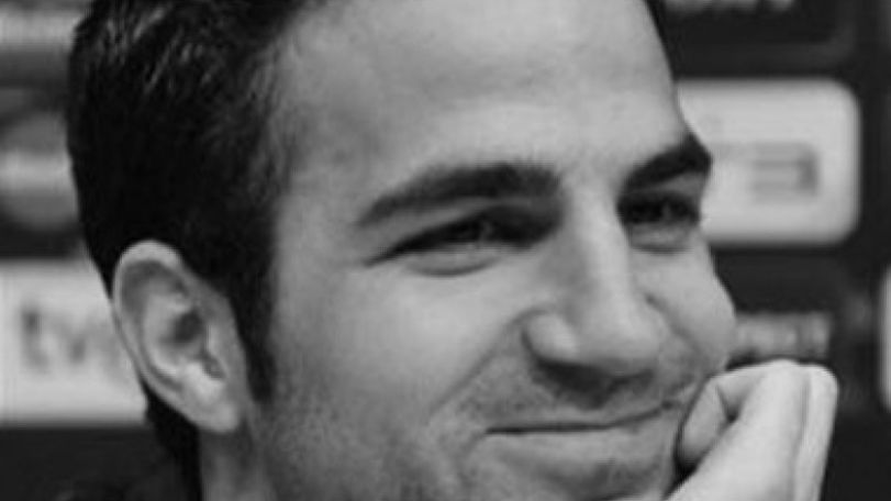 Fabregas signs for Barcelona