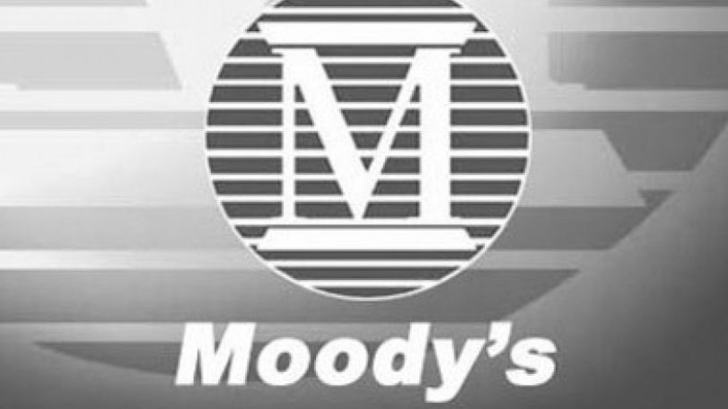Moody’s might review AAA debt rating for US