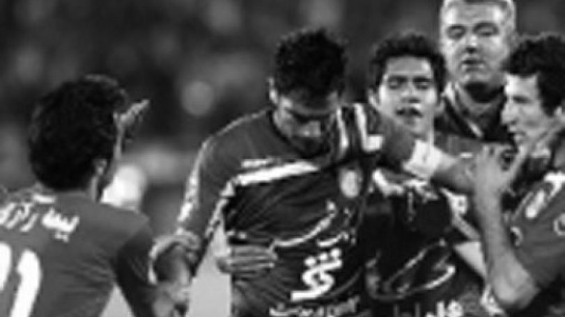 Anti-Iranian posters at Tehran-Tabriz football match