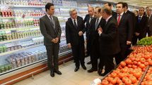 Armenian President attends opening of Carrefour hypermarket in Yerevan Mall    