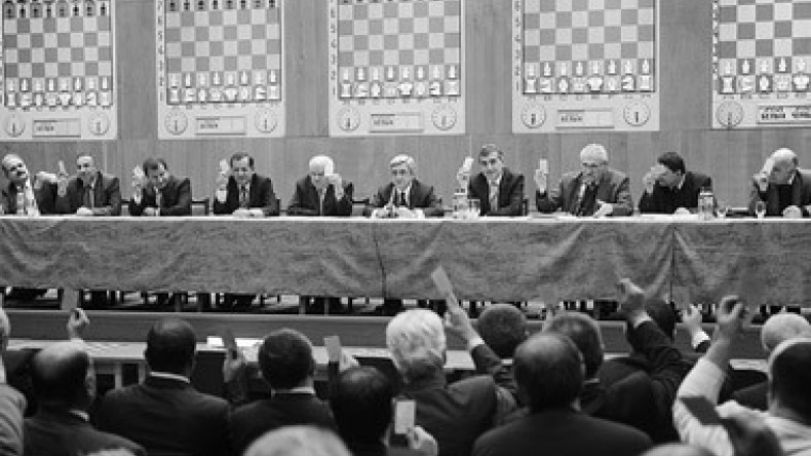Серж Саргсян переизбран председателем Шахматной федерации Армении