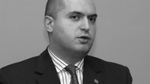 «Грапарак»: Армен Ашотян собирается закрыть несколько частных вузов
