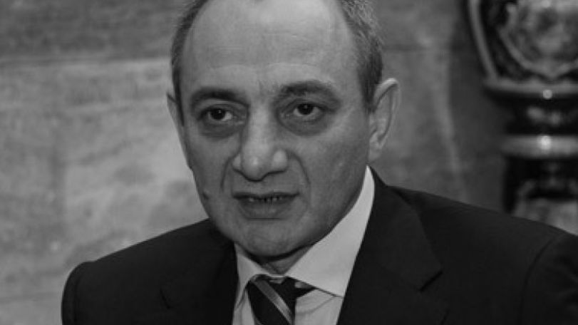 Բակո Սահակյանն ընդունել է  պատգամավորների և ֆուտբոլիստ Հենրիկ Մխիթարյանին