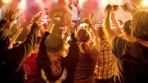 Only listen to music for an hour to stop yourself going deaf – health experts 