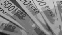  Less fake euro banknotes appear in market