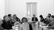 Armenian PM receives Vladimir Yakunin