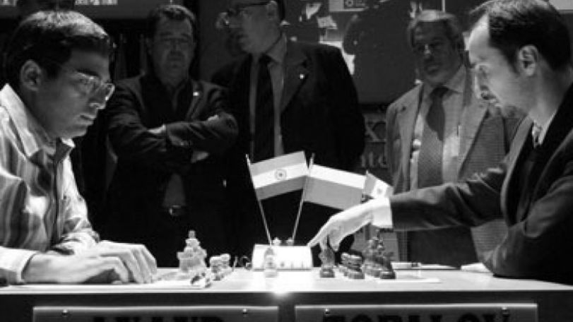 Round 11: Viswanathan Anand - Veselin Topalov 0,5:0,5
