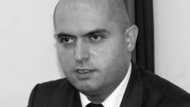 Министр образования и науки Армении провел открытый урок, посвященный армянским погромам 1990 года в Баку 