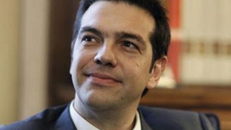 Премьер Греции пообещал поднять уровень заработной платы и вернуть уволенных на службу