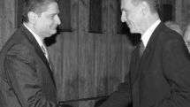 Armenian PM receives National Defense Minister of Poland