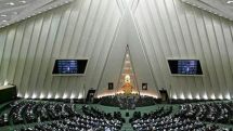 Меджлис Ирана для поддержки команды переговорщиков с «шестеркой» принял закон о защите ядерных достижений страны