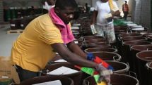 Ebola crisis: Liberia delays school re-opening    