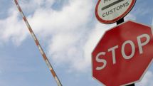 Работники таможенных служб планеты отмечают сегодня профессиональный праздник