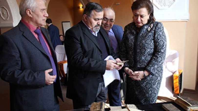 Ancient manuscripts and books donated to Matenadaran