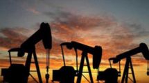 В нефтегазовом секторе Азербайджана в 2015 году ожидаются убытки и сокращения