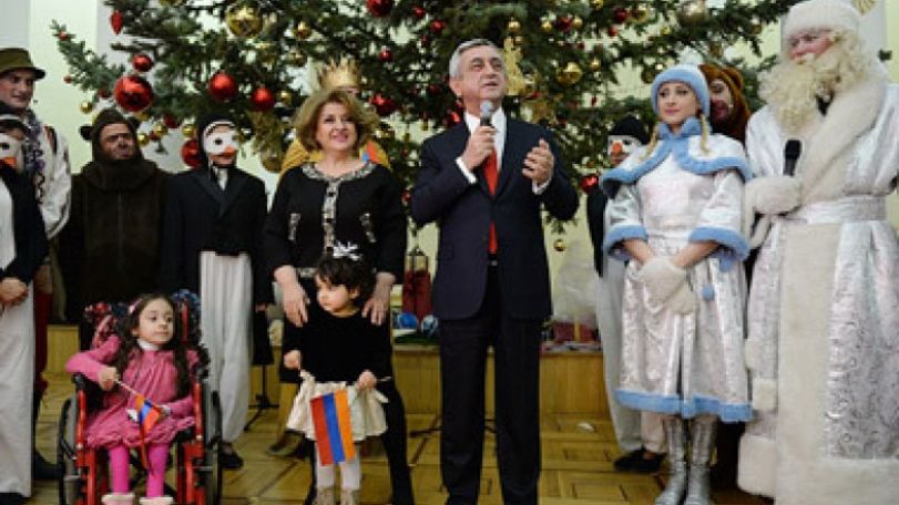 President Serzh Sargsyan, First Lady Rita Sargsyan host children at Presidential Palace