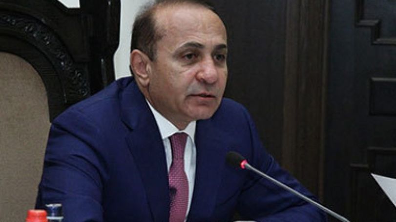 Air Armenia-ի սեփականատիրոջը ծեծելու հարցը պետք է լուծվի իրավական դաշտում. Հովիկ Աբրահամյան 