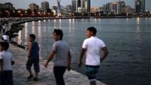 Eurasianet.org: It is taboo for men to wear shorts in Azerbaijan