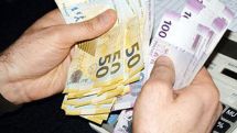 СМИ: Валютные ресурсы Азербайджана истощаются на фоне 35% подорожания товаров